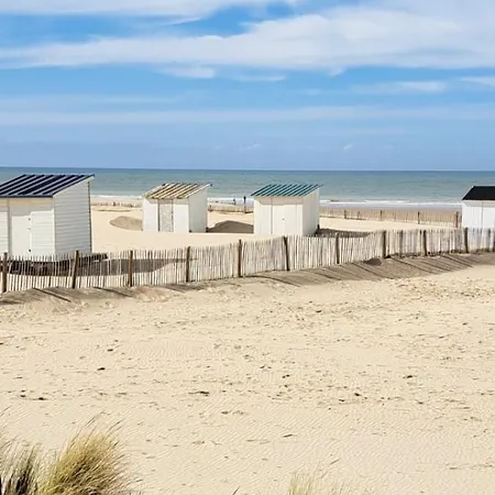Housse Maison Face Hébergement de vacances