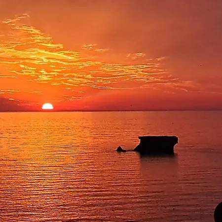 Housse Maison Face Hébergement de vacances